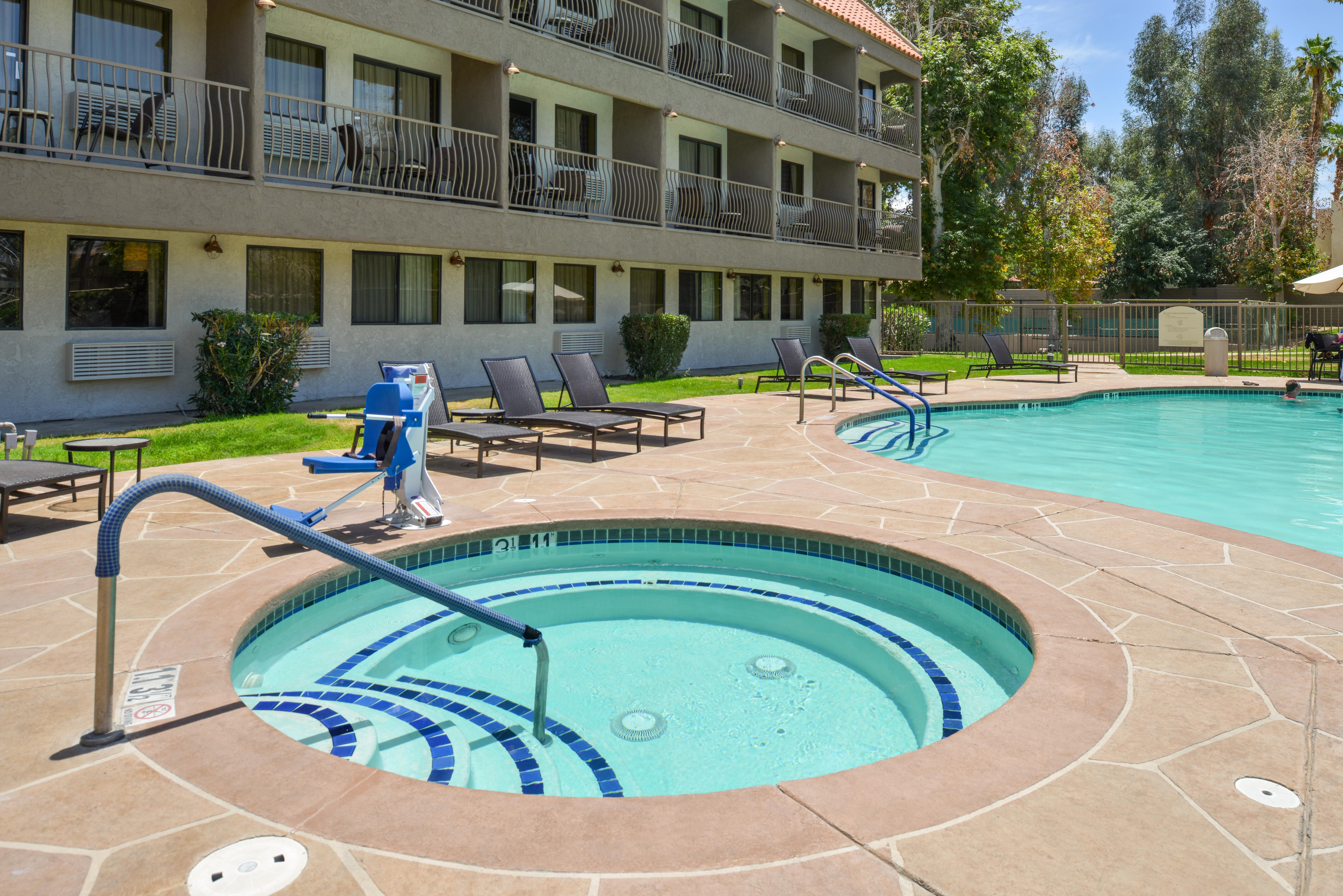 Holiday Inn Express Palm Desert By Ihg מראה חיצוני תמונה